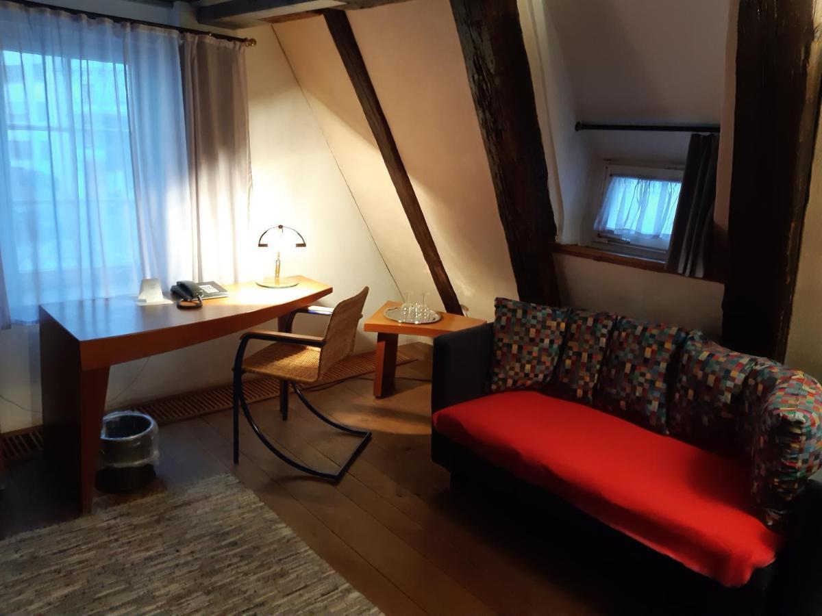 Schiefes Haus Ulm Exterior foto